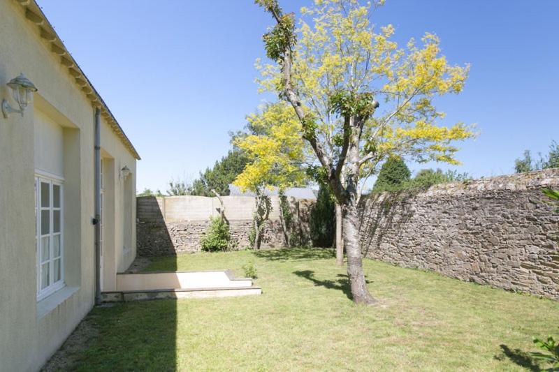 LA RECREATION _ Ancienne école de 1850 rénovée en maison d'hôtes Missillac Extérieur photo